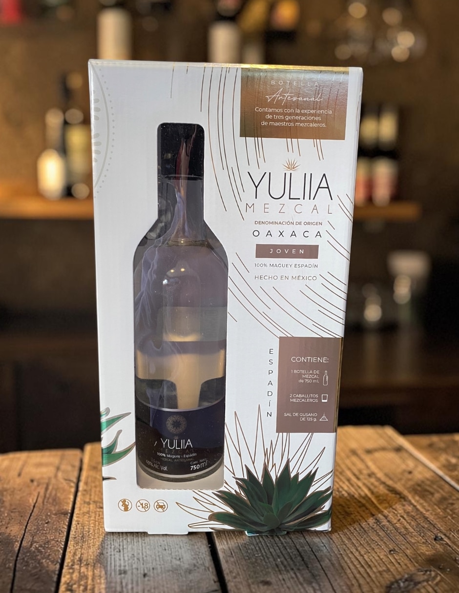 Mezcal Yuliia  Joven 700 ml